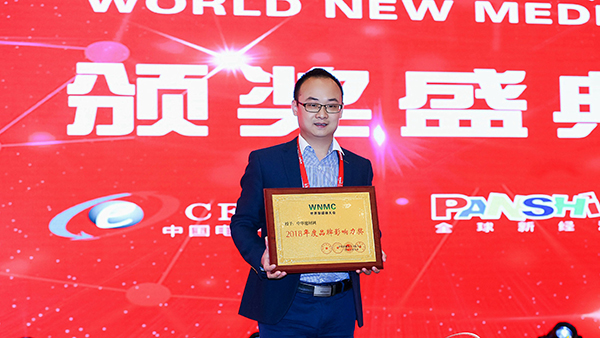 5b31e3d1c0db3.jpg 2.jpg